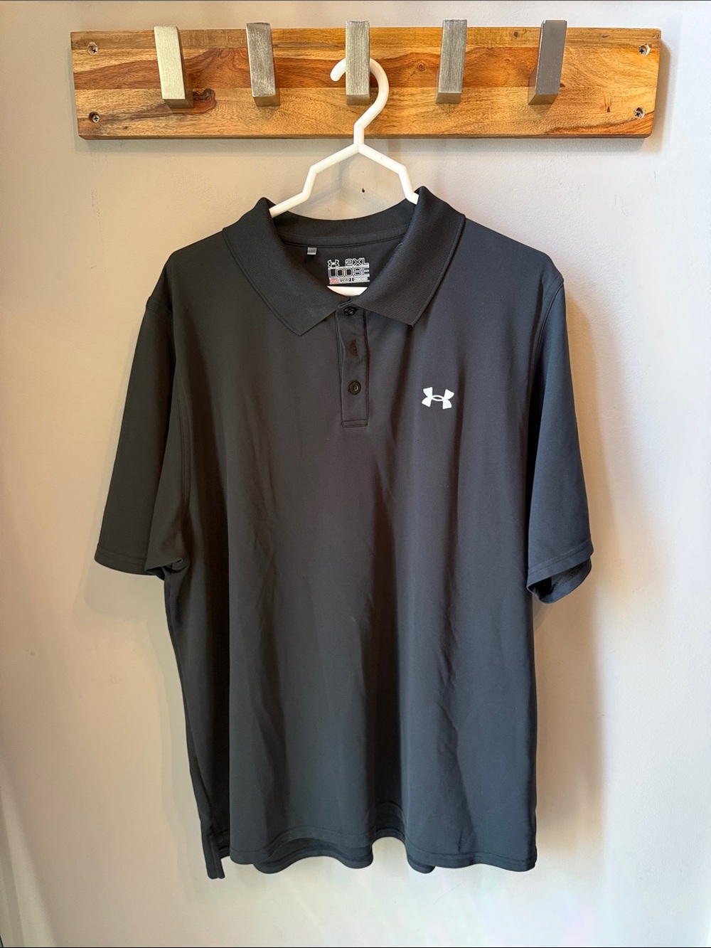 Under Armour - Men’s Black XXL Polo with White Logo